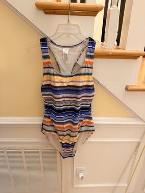 Ladies Size Large (12-14) "Time & Tru" Multicolor Striped One-Piece Swimsuit GUC